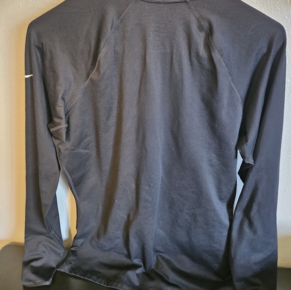Nike Pullover - Picture 2 of 2